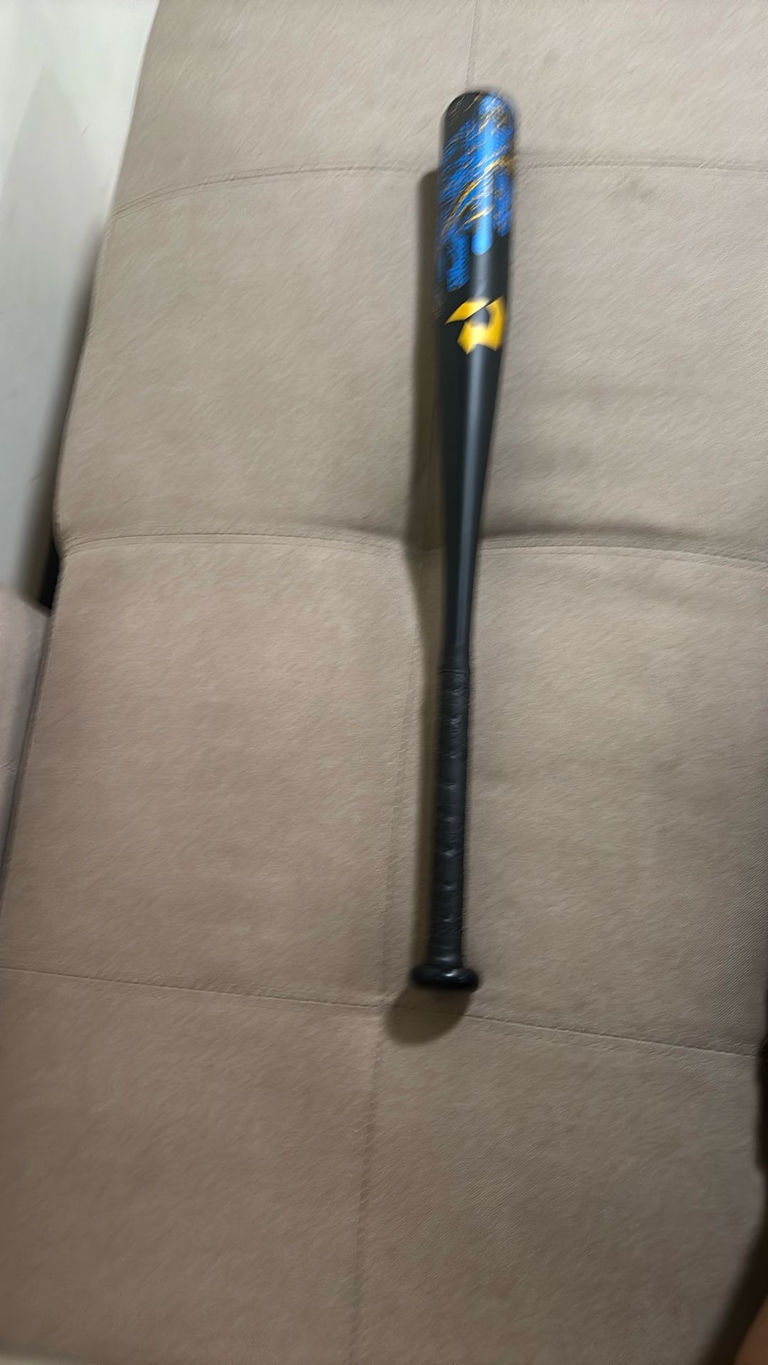 Demarini 2022 Uprising 