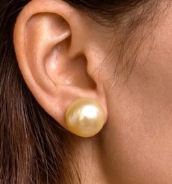 14K Gold Natural Fresh Water Pearl Earring Great Condition