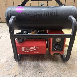 Milwaukee Fuel Air Compressor 2 Gallon – Portable