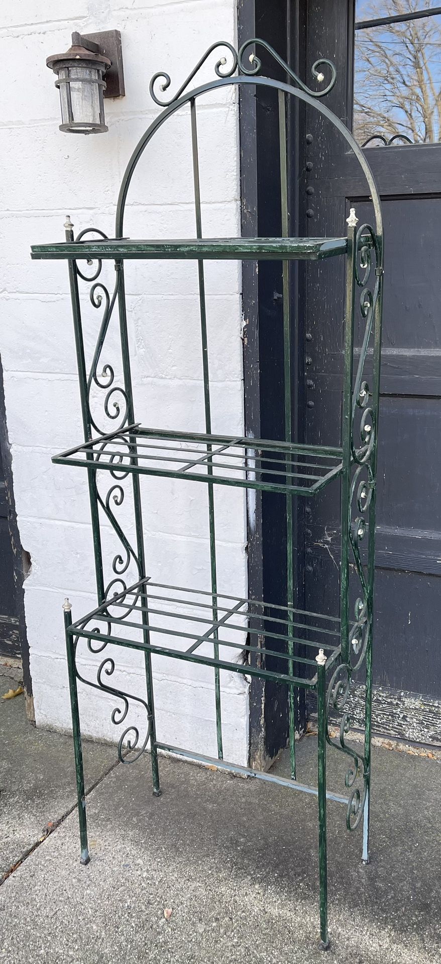 Metal Baker’s Rack Shelf