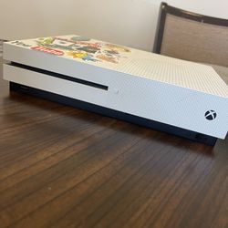 Xbox One S (Used)