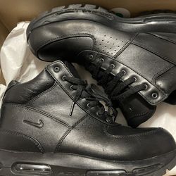 Nike Acg Boots 