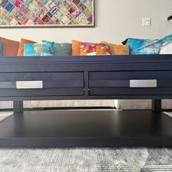 Coffee Table Set- Excellent Condition 