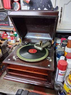Columbia Grafonola table top gramophone