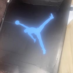 Jordan 5 Retro SE Mid UNC