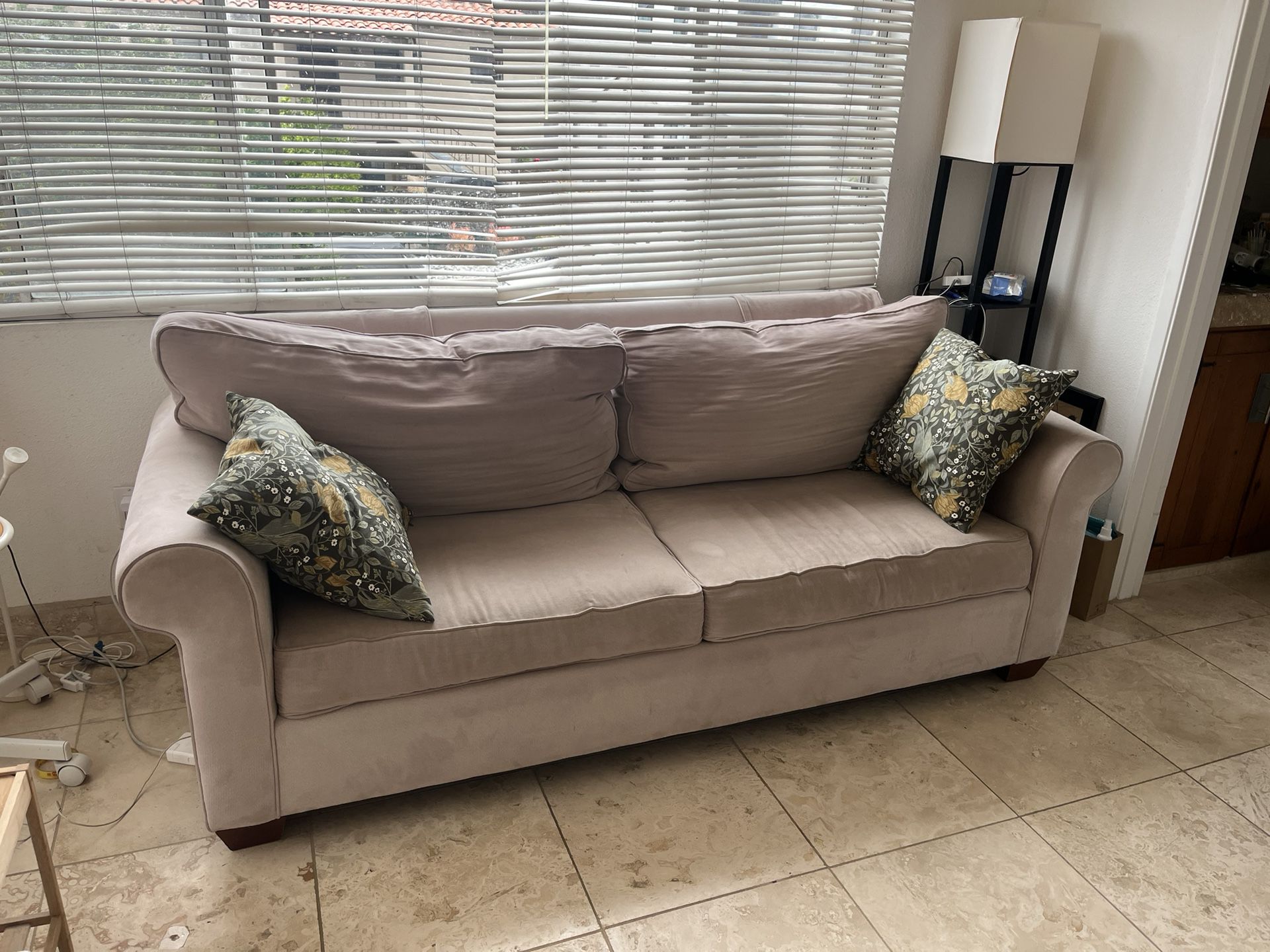 Free Sofa And Chair