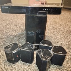 Samsung BluRay With Speakers.