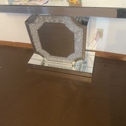 Mirrored Console 