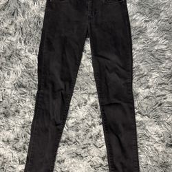 Women’s Skinny Levi’s 