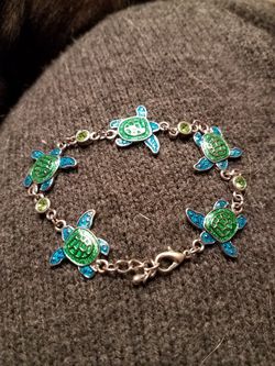 Turtle bracelet