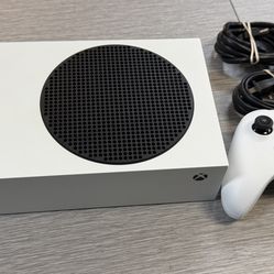 Microsoft Xbox Series S Console w/ Controller & Cables