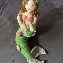 Mermaid Shelf Sitter
