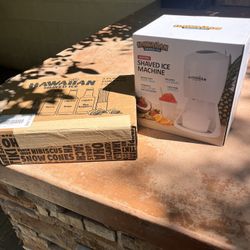 Shaved Ice Machine + Syrups – BRAND NEW!