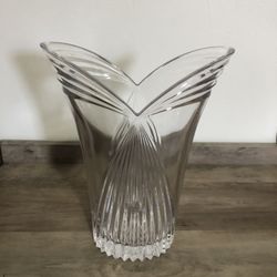 Chrystal Vase 