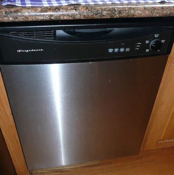 Frigidaire Dishwasher for Sale in Oakland, CA OfferUp