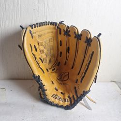 Softball glove , 14"