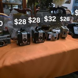 Vintage cameras:Kodak instamatic 314, pony 828,hawkeye Instamatic Model B, black touchtone telephone.
Pick up in Harlingen, I live near Walmart
Antiqu