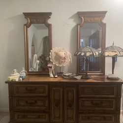 Large Dresser With Two Mirrors 