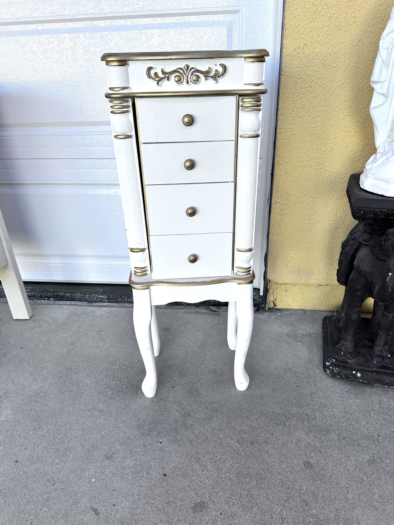Jewelry Cabinet Refurbish