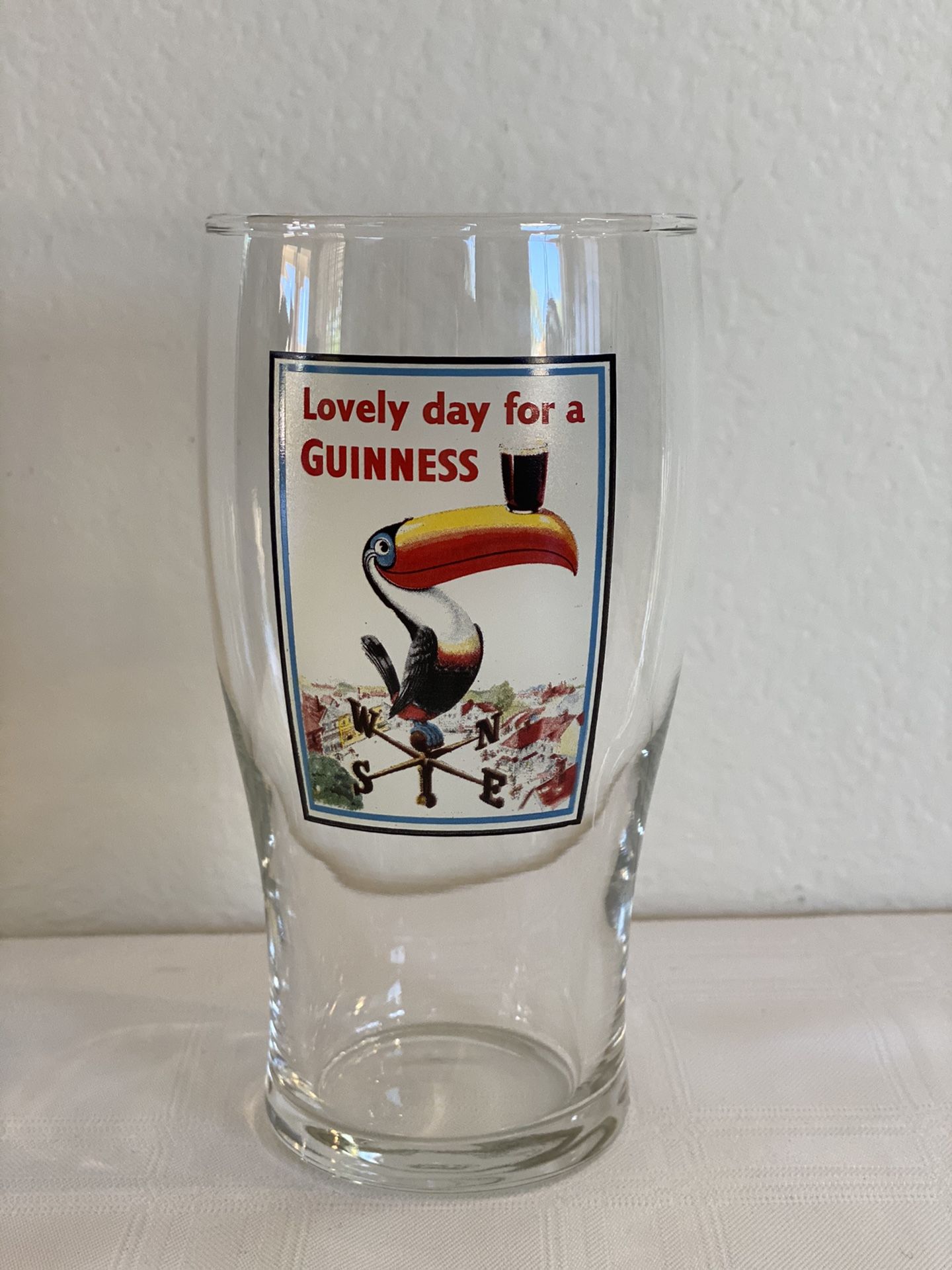 Guinness Museum Dublin ~ Toucan Tulip Pint Glass A ~ Lovely Day For a Guinness