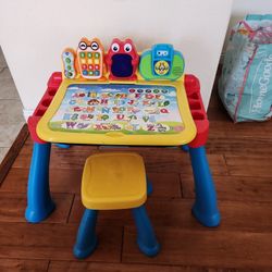 VTech Touch and Learn Activity Desk Deluxe