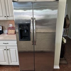 GE Refrigerator Stainless Steel