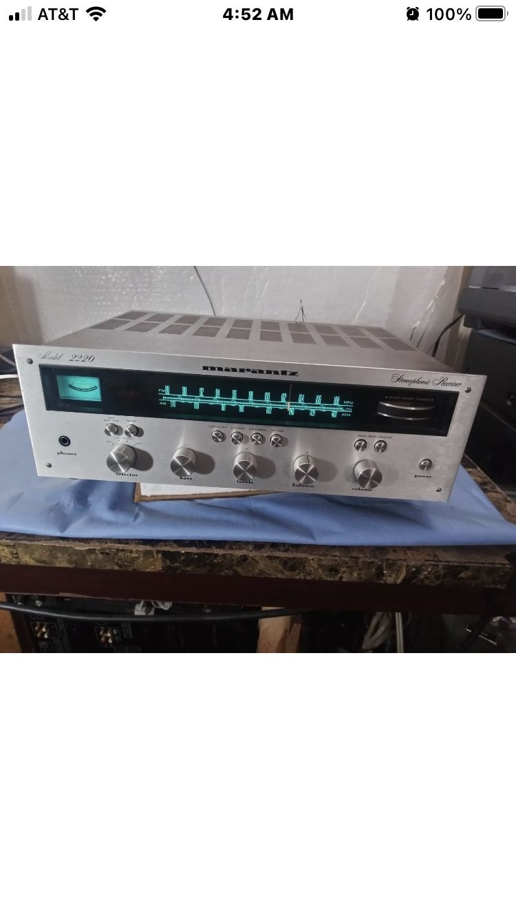 Marantz 2220 Receiver, Vintage Audio, Serviced.