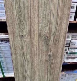 TrafficMaster - Tully River Oak 7 mm T x 7.56 in. W Water Resistant Laminate Flooring (26.56 sq.ft./case)