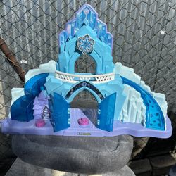 Frozen Castle