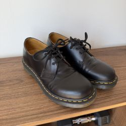 Dr. Martens 1461 Women’s Smooth Leather Oxford Shoes - M 8 /  W 9 | Excellent Condition