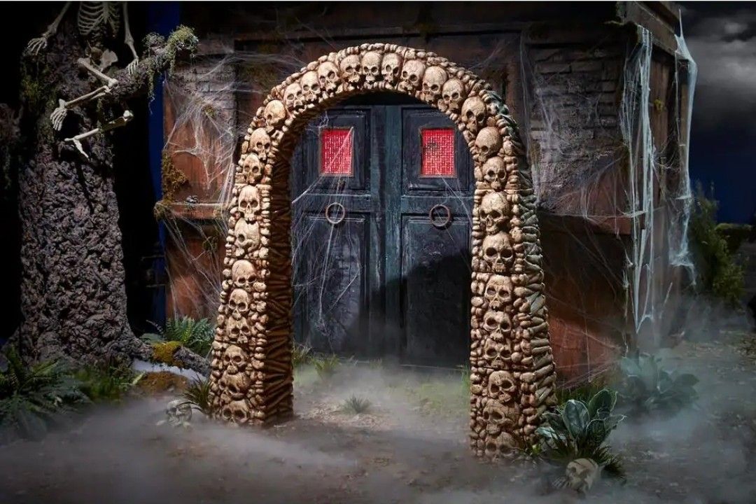 7.5 ft. Skull And Bones Archway Halloween Decoration 🎃