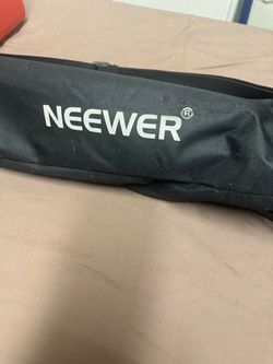Neewer heavy Duty Tripod