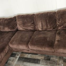Brown Modern Sectional with Chaise Comfy seats and Clean