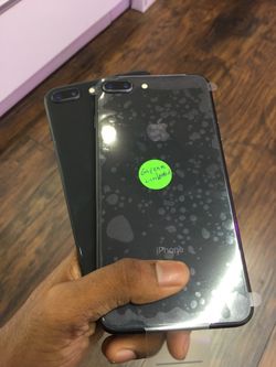 iPhone 8 Plus 64GB Factory Unlocked /AT&T Excellent Condition With Free Charger