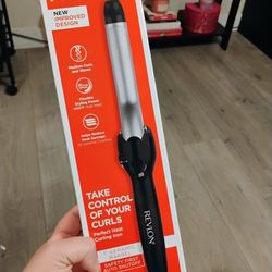 Brand New Revlon Ceramic Barrel Curling Iron 