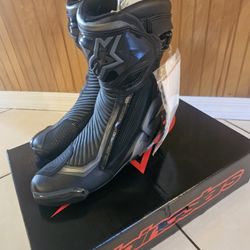 Alpinestars SMX PLUS men's Track Boots.