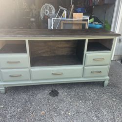 1 of 1 Console Table 