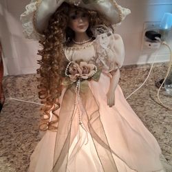 Victorian Sweetheart Lamo Lamp Doll