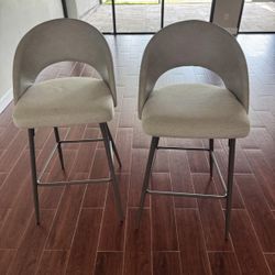 4 bar height stools 