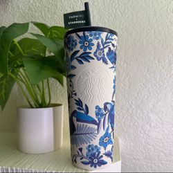 Starbucks Farm Rio 24oz Cold Cup Tumbler Summer 2025 Blue Floral Limited Edition