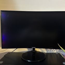 Samsung Curved Monitor 