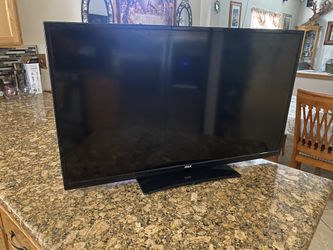 RCA 40”  TV
