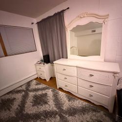 Full Size Bedroom Set