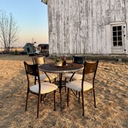 Beautiful Farmhouse Rustic Breakfast Nook Table Set 
