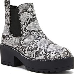 TINSTREE Women's Chunky Platform Chelsea Booties Fashion Block Heel Ankle Booties