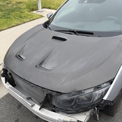 FK7/FK8 Seibon Carbon Hood