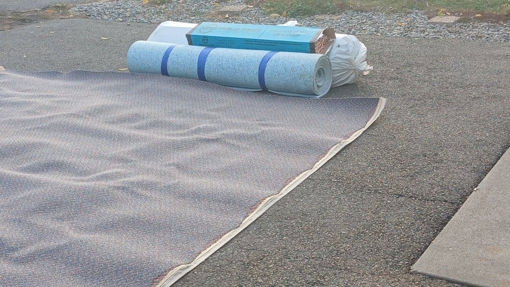 New  Carpet .Carpet Padding And Tack Strip