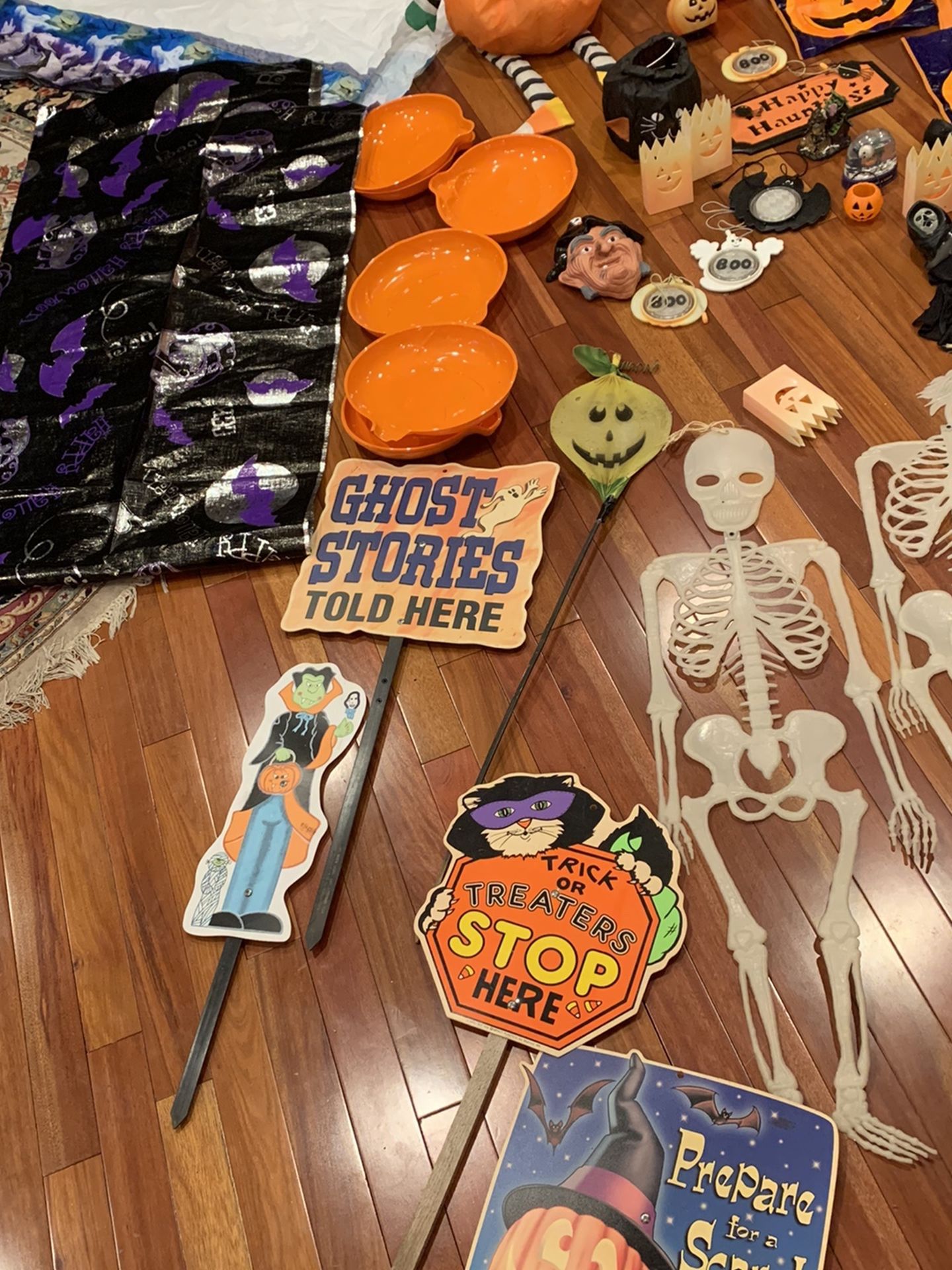 50 Pieces Halloween Decoration