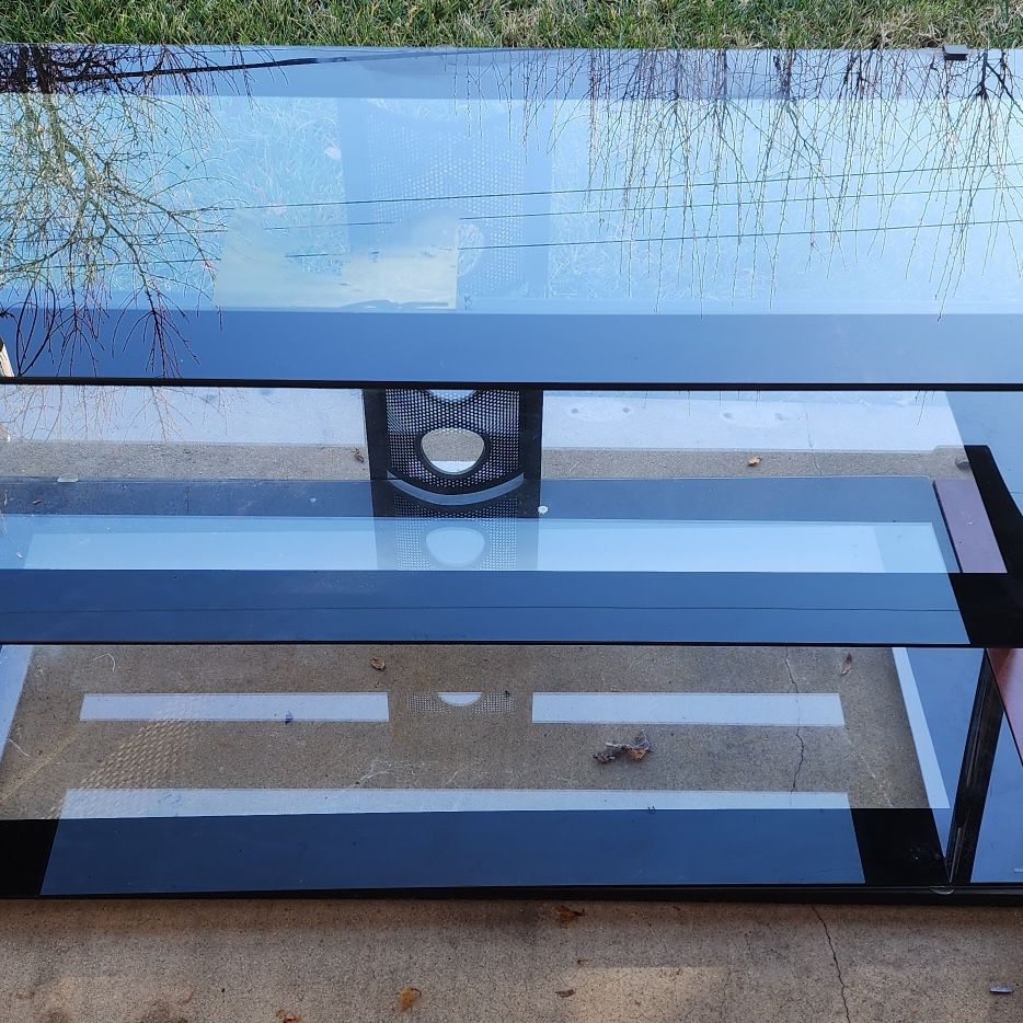 Glass tv Table