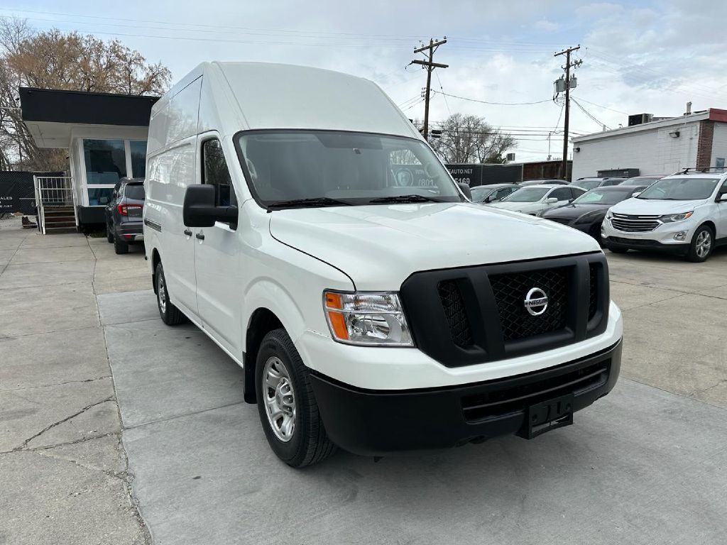 2018 NISSAN NV